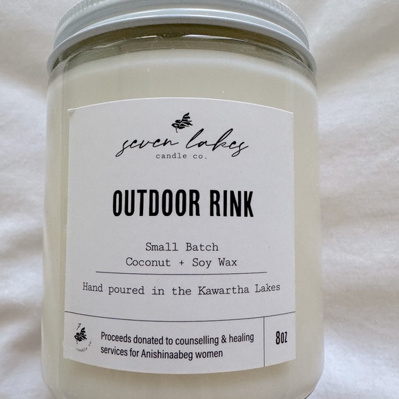 SEVEN LAKES - coconut wax candle - Picture 6 of 6